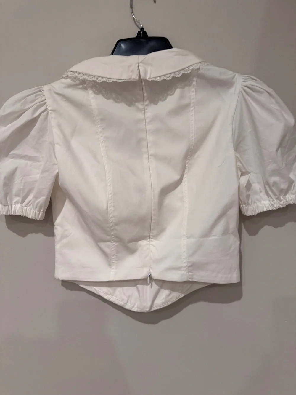 House of CB Augusta White Pin Tuck wide collar scalloped lace medium